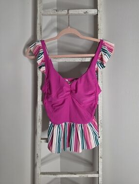 Matilda Jane NWT Women's Medium Sunset Striped Pink Tankini Swim Top
